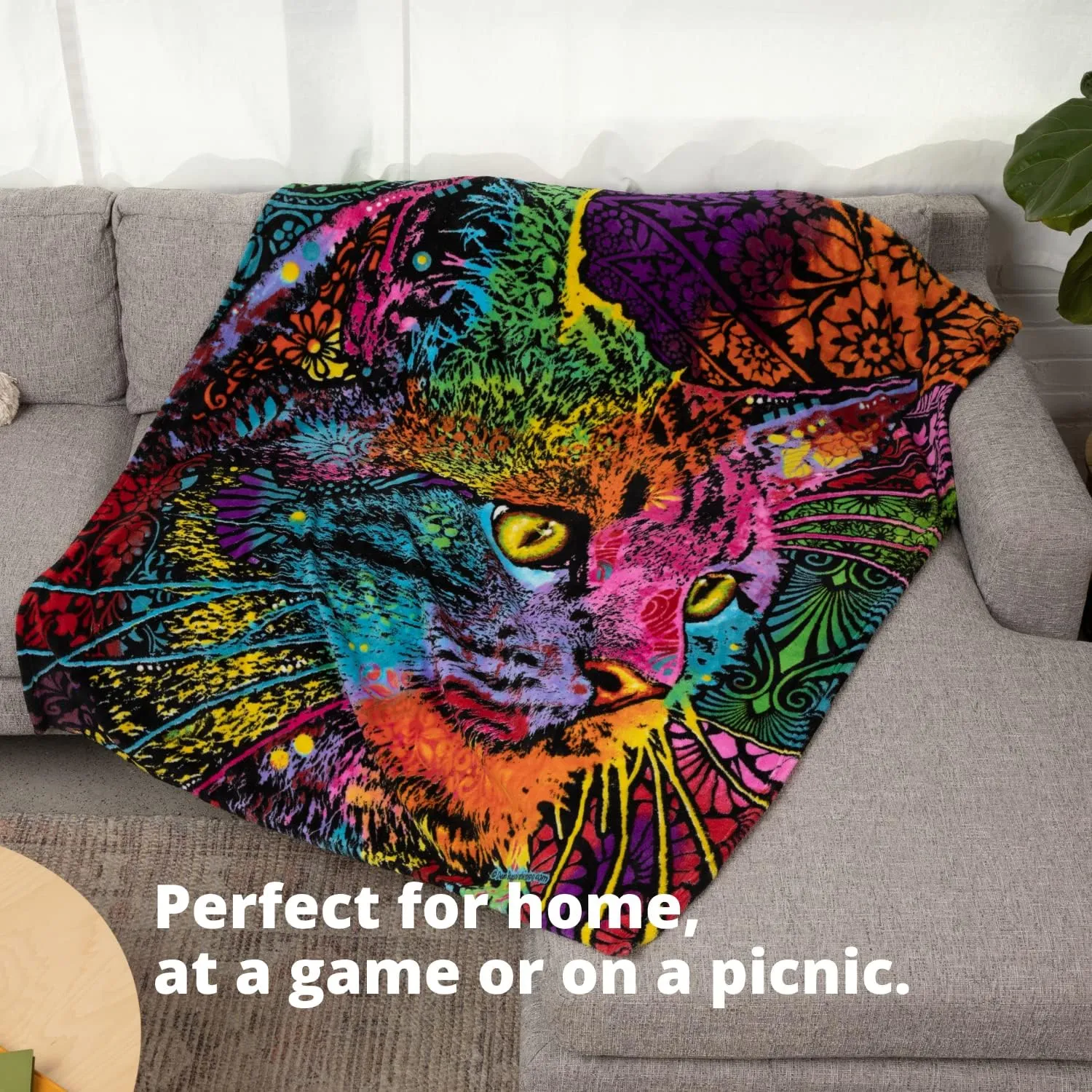 Dawhud Direct Cat Fleece Blanket for Adults and Kids - 50 x 60 Inch - Soft and Warm Throw with Dean Russo Mysterio Gaze Art - Cozy Cat Print Throw Blanket for Bed Couch Sofa Travel or Gift
